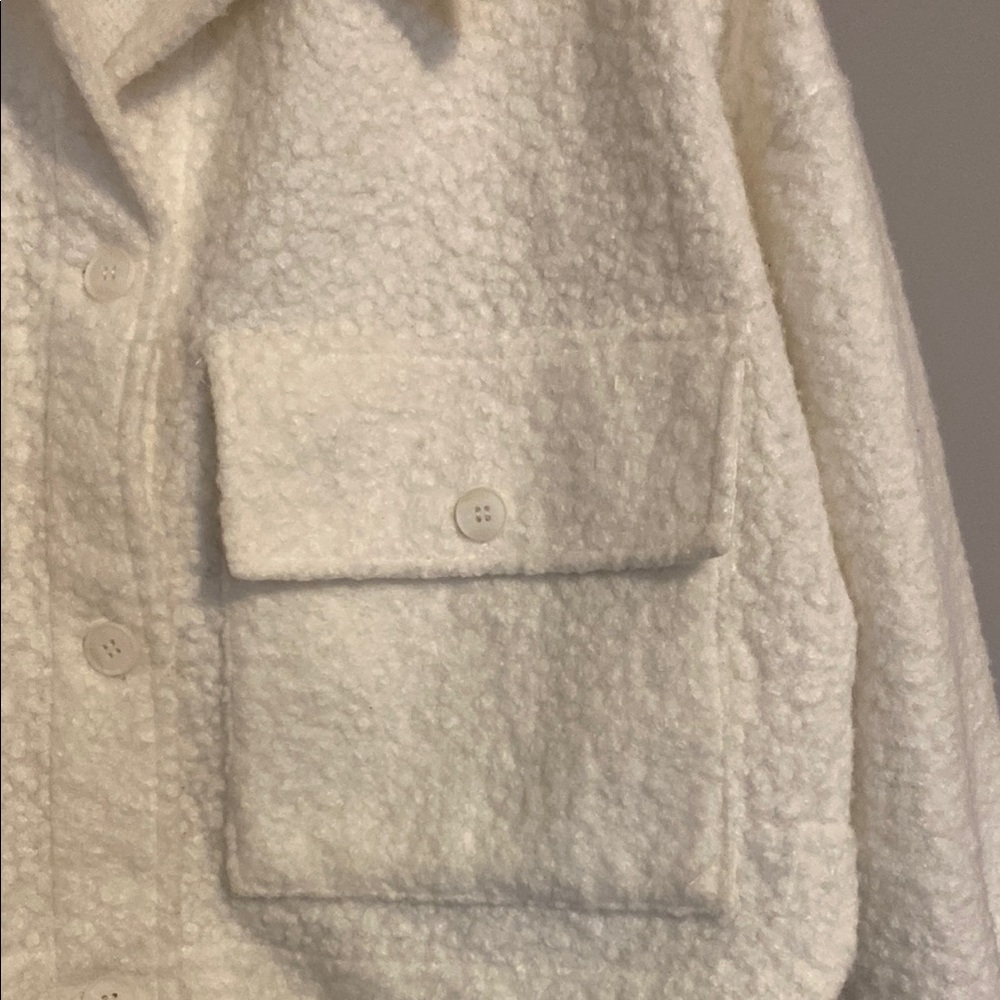 SO White Teddy Jacket with Cropped Boxy Fit and Textured Fabric - Picture 3 of 5
